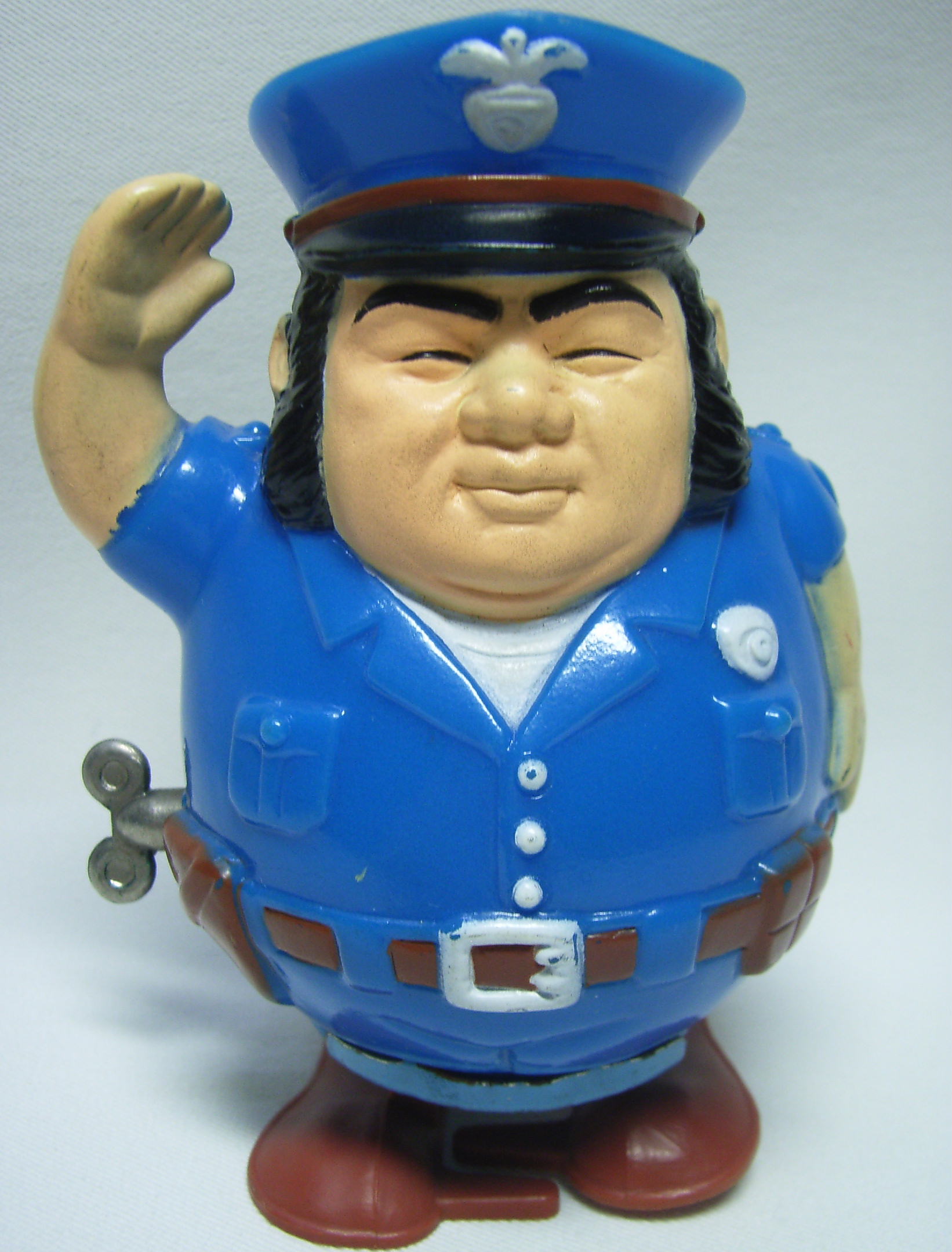 １９８０年 マスダヤ 高見山 元関取 警官 ゼンマイ式 ソフビ人形 ９ ０ｃｍ 当時物