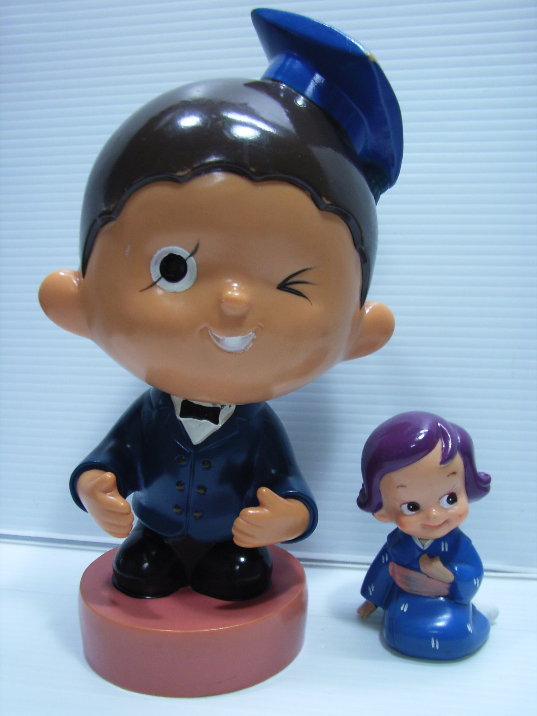 希少☆店頭用 カウンター用 博士 ソフビ人形 貯金箱 23．0cm 当時 