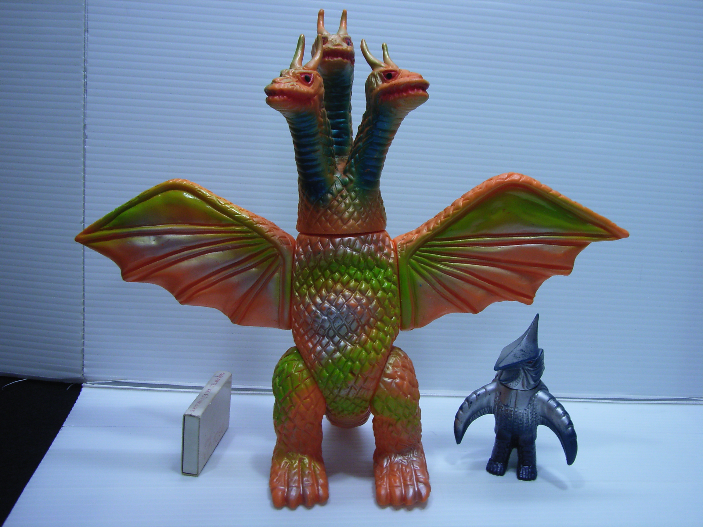 ブルマァク キングギドラ ソフビ人形 ２４ ３ｃｍ １６５ｇ 当時物 スタンダード 現状 To3515