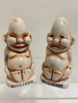 ビリケン☆BILLKEN☆陶器製☆人形 ソルト＆ペッパー 8．8cm 90g 