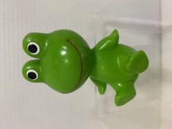 珍☆コルゲンコーワ☆座り☆ケロちゃん☆ソフビ人形 ７．３ｃｍ 企業物 非売品 現状【AT2161】