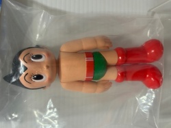 美品 手塚プロダクション 鉄腕アトム フィギュア ソフビ人形 約20cm Amazon.co.jp: ソフビ？ 鉄腕アトム フィギュア 約63cm 刻印有り