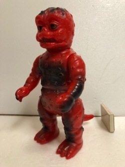 S44年☆赤色☆ミニラ（ゴジラの息子） ひよこマーク有 ソフビ人形 
