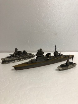 大型☆昭和１２年当時☆江崎グリコ 戦艦模型 長門 ながと 長さ ２６．０ｃｍ １００ｇ 当時物 おまけ ブリキ 現状 【AT441】