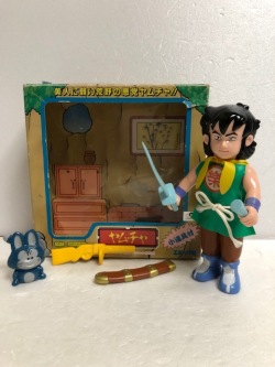 １９８６年 箱入 エポック ドラゴンボール ヤムチャ ソフビ人形 箱 たて１７ ４ｃｍ