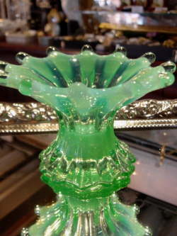 フォストリア　グリーンオパールセント　ガラス　キャンドルスタンド　【AWG0076】