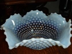 アンティーク　ダンカン＆ミラー　ホブネイル　オパールセント　ガラスボウル・　コンポート　【AWG0187】