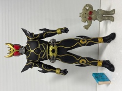 大型☆開封品☆箱付☆バンダイ☆仮面ライダー クウガ☆ソフビ人形 ３０．０ｃｍ  石森プロ 版権有 現状 【RT0142】