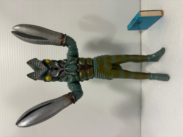 バンダイ☆バルタン星人☆ソフビ人形 19．7cm 1994 当時物 版権有 