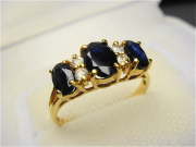 サイズ直し無料！宝飾リング【材質】１８金　【他】サファイヤ１．１８ｃｔ　ダイヤ×４　【サイズ】１２．５号【JU0158】