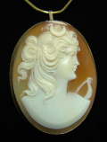 ヴィンテージ　天然シェルカメオ　女性の横顔　Ｋ１４ペンダントトップ&ブローチ　【JU0077】