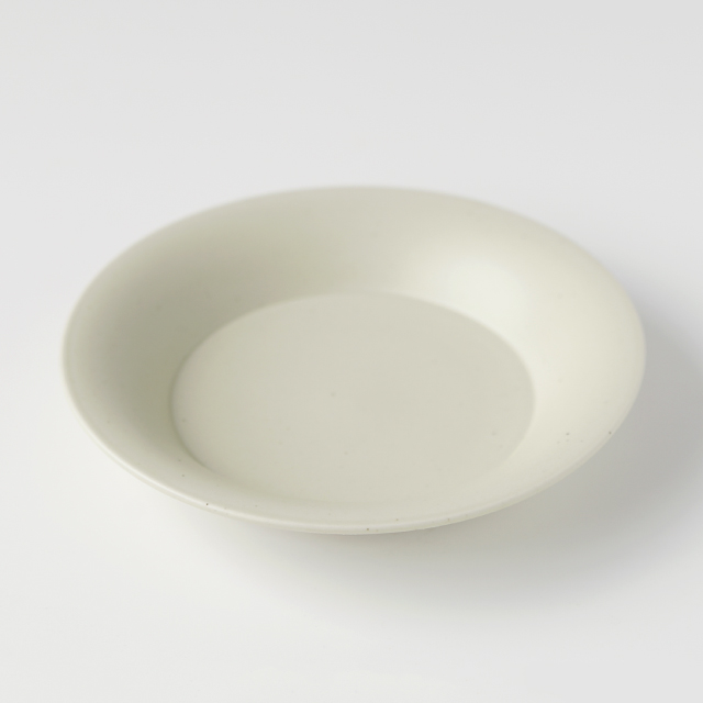 波佐見焼　陶房青　AO SHOP　吉村陶苑　ディアリオ　丸皿　パスタ皿　プレート　ナチュラル　カフェ