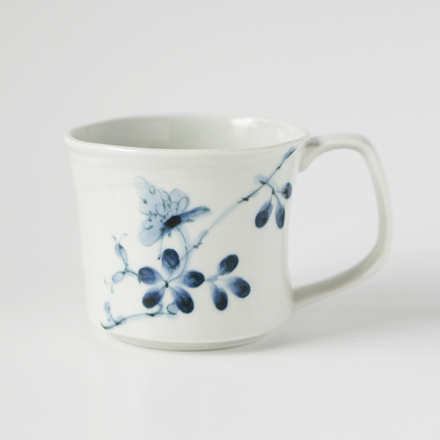 【新品】5個セット！ 陶房青 モーニングカップ マグカップ 野ばら 波佐見焼 波佐見焼 陶房青 窯元 少し大きめ染付野ばらマグカップ【陶房青 AO SHOP】