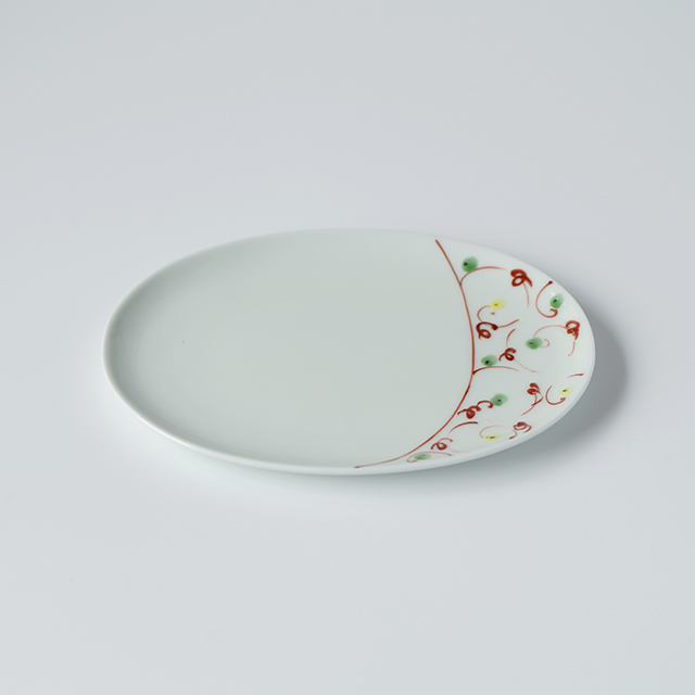 【希少品】赤絵風景紋楕円形皿　乾隆年製皿彩色宝尽くし 希少品】赤絵風景紋楕円形皿 乾隆年製皿彩色宝尽くし