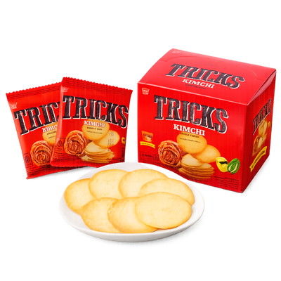 トリックス ベイクドチップス キムチ １２入