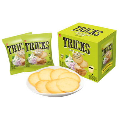 トリックス ベイクドチップス サワークリームオニオン １２入
