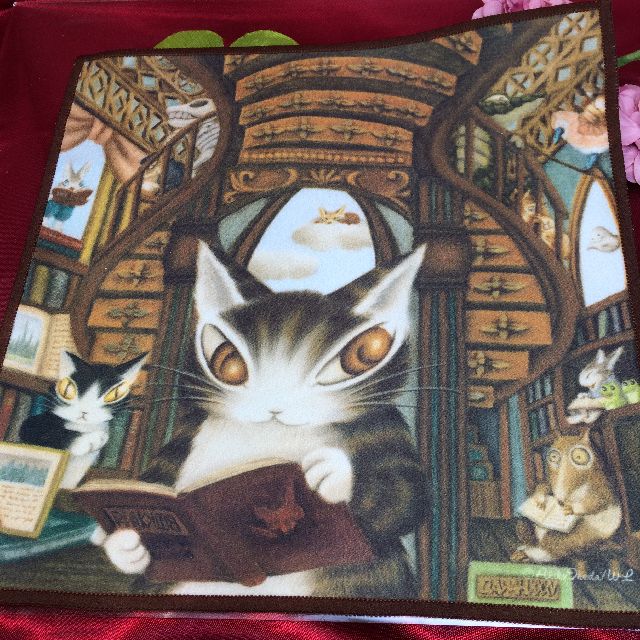 送料180円 猫のダヤン 眼鏡ふき 理想の図書館 柄 マイクロファイバー製 仙台の猫グッズ専門店 大きな青い馬 送料180円 猫のダヤン 眼鏡ふき 理想の図書館 柄 マイクロファイバー製 仙台の猫グッズ専門店 大きな青い馬