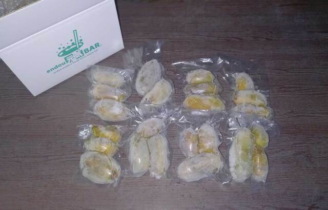 冷凍ポポー「220g入り袋×8パック」 まるごと（皮・種取りは未