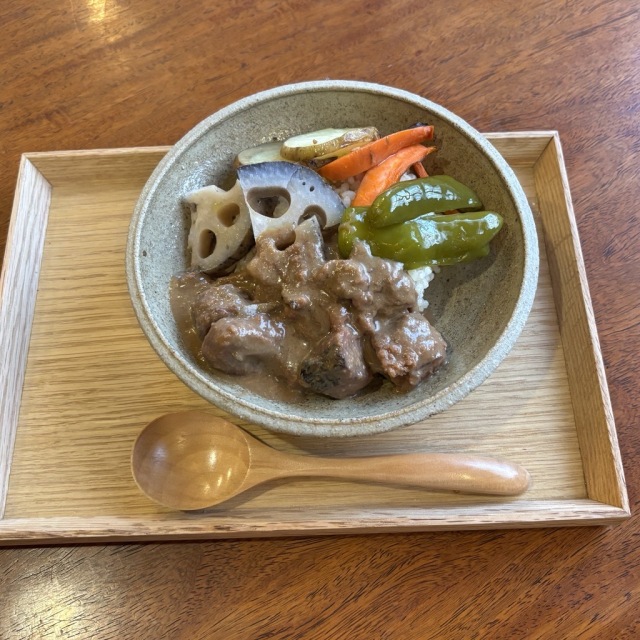 旅するシェフと作った！ぽこぽこバナナカレー】 バナナレトルトカレー