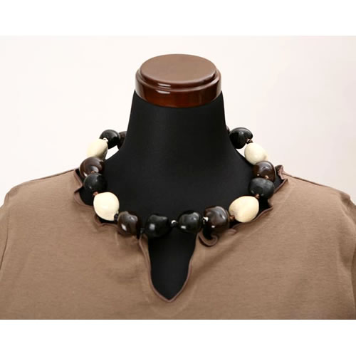 ククイナッツ・ネックレス