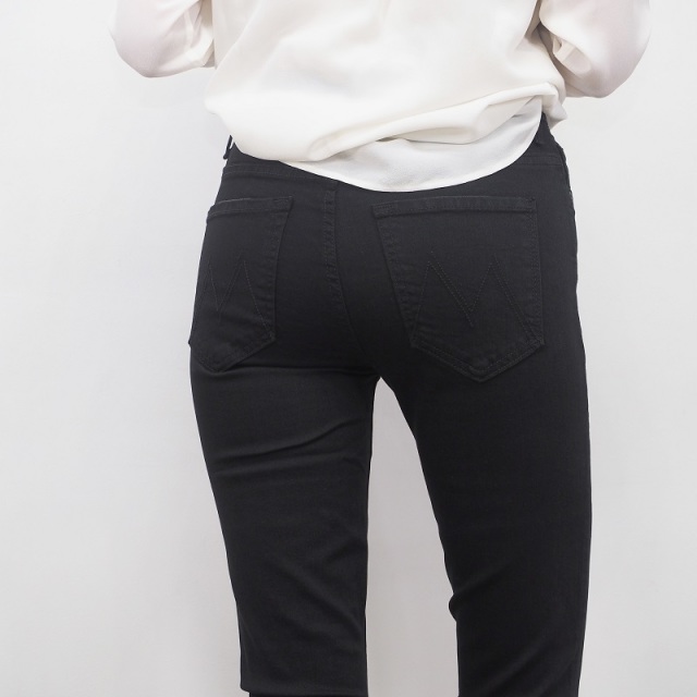 Mother マザー クロップド レイヤーカット デニムパンツ 1157 180 Insider Crop Step Fray Ntg ブラック スキニー ストレッチ ジーンズ レディース ボトムス 18ss 18aw 定番