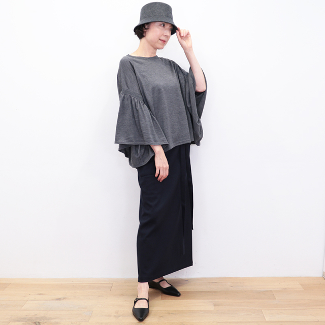 美品✨コグザビッグスモーク　 ハイネックカットソー チュニック　ブラック ウール 美品✨コグザビッグスモーク ハイネックカットソー チュニック