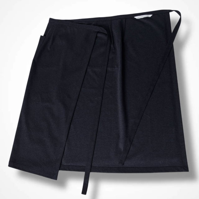 コグザビックスモーク　黒 タイトスカート 後ろポケット付き コグザビックスモーク 黒 タイトスカート 後ろポケット付き コグ