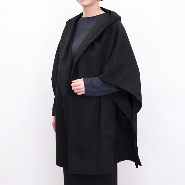 コグザビッグスモーク❄COGTHEBIGSMOKE　ウール❄ポンチョ　キャメル COGTHEBIGSMOKE //【定価5.7万】コグザビッグスモーク *ポンチョ