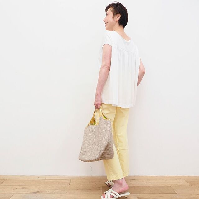 DEMYLEE - DEMYLEE デミリー Tシャツ・カットソー S ベージュ 【古着】【中古】 楽天市場】demylee（Tシャツ・カットソー｜トップス
