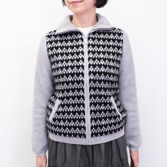 GUCIBODI グチボディ R21273323 アーガイル×ハート柄 ジップアップ