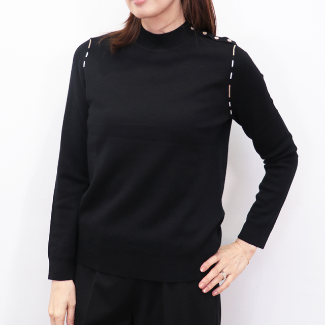 ⭐️試着のみ⭐️25SS LVプリーツカラー モノグラム リボン付 ニットトップ黒M ハイネッククロップニット[品番：MKSW0053086]｜EMODA（エモダ