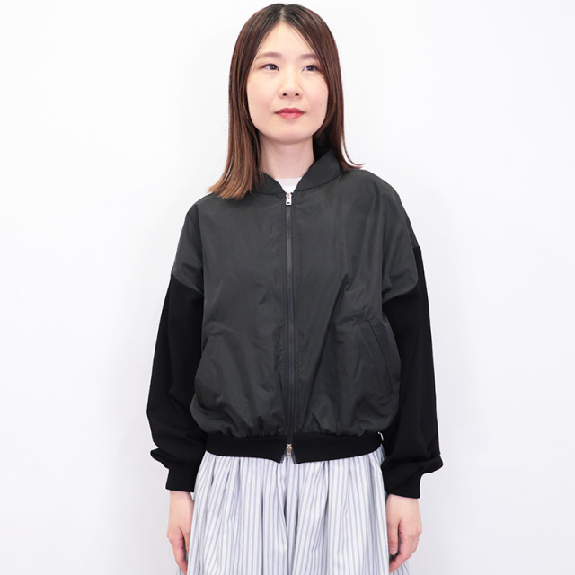 正規品】HERNO ヘルノ MC000168D 異素材コンビブルゾン ショート丈