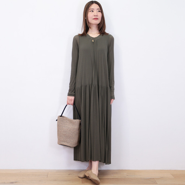 美品✨定価2.2万 マダマダ フリルピンタックシャツワンピース コットン 薄紫系 美品✨定価2.2万 マダマダ フリルピンタックシャツワンピース コットン