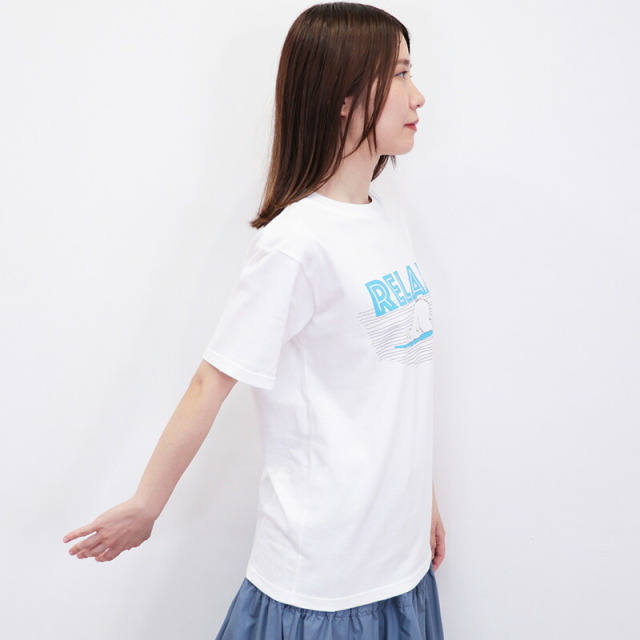 LA VIE EST AVENTURE ラヴィエアバンチュール RELAX プリントTシャツ