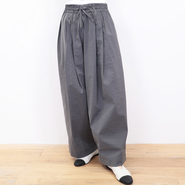 Le pivot ルピボット 5429 フィラナイロンBIGパンツ ワイドパンツ