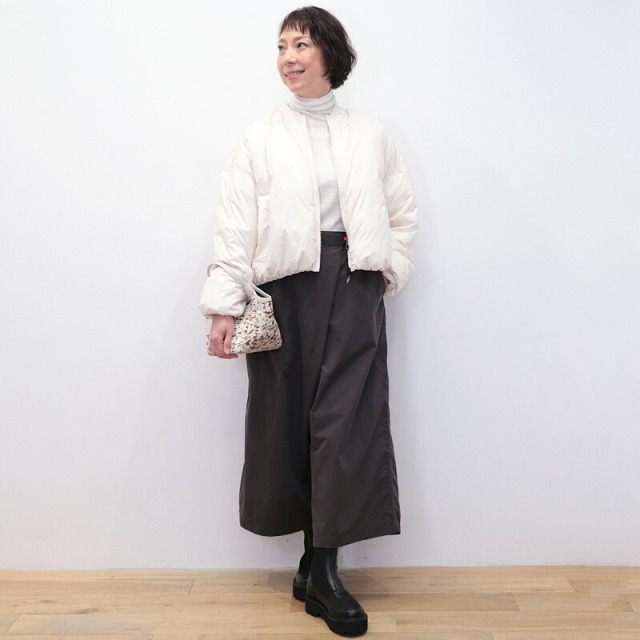 LIVIANA CONTI リビアナコンティ 25A-F5WW25 ダウンジャケット