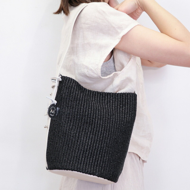 新品未使用　マルコLL4枚　ダリア ダーツ > ソフトダーツ > ブランド【タ行】 > ターゲットジャパン