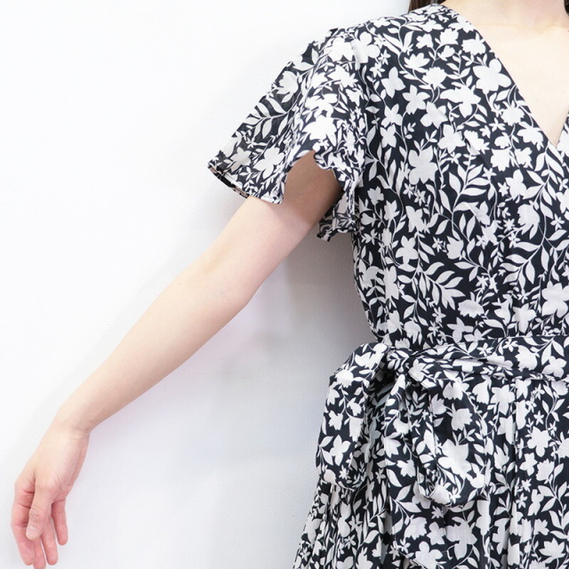 マリハ　ビームス別注　マドモアゼルのドレス フレアスリーブ ワンピース MARIHA MORE VARIATION 24SS｜ビームス 新宿｜BEAMS