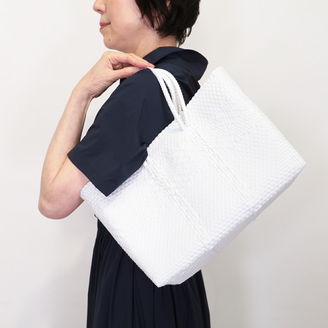 MoonBird ムーンバード MBHW020155261 84/86/82 幾何学編み 無地 単色