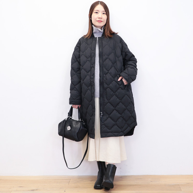 〈新品〉NANGA ナンガ　 ノーカラーキルティングダウンロングコート リブカラーキルティッド ダウンコート (ウィメンズ) – NANGA ONLINE SHOP