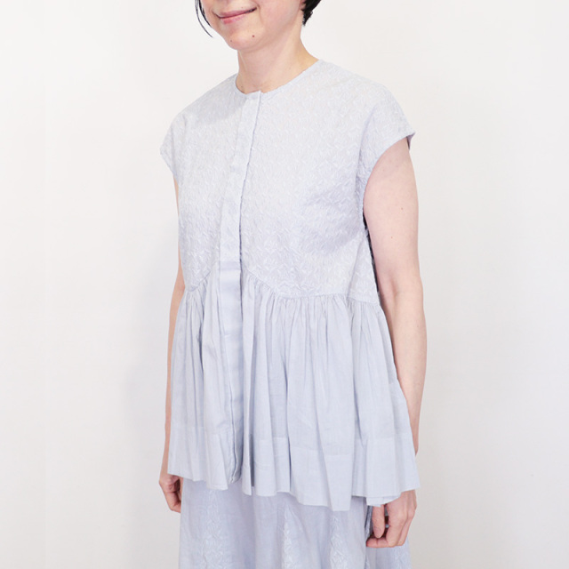 ヌキテパ 25SS ブラウス ノースリーブ 前開き 白 010252WJ1 楽天市場】ne Quittez pas ヌキテパ ベスト Cotton Jacquard Lace Yoke
