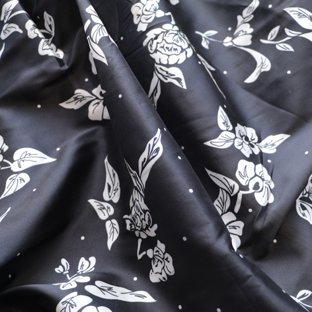 9/10までの最終価格 Hazy Floral Jacquardスカート 小花柄シフォンスカート/洗える(ロング・マキシ丈スカート) | MK