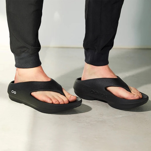 国内正規品】OOFOS ウーフォス OOriginal+ ウーオリジナルプラス