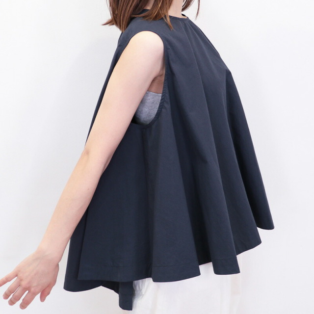 専用　orafu★自己紹介見て！！ DECEMBER MAY ノースリーブ 専用 orafu☆自己紹介見て！！ DECEMBER MAY ノースリーブ