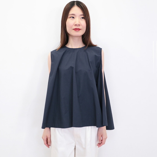 専用　orafu★自己紹介見て！！ DECEMBER MAY ノースリーブ 専用 orafu☆自己紹介見て！！ DECEMBER MAY ノースリーブ