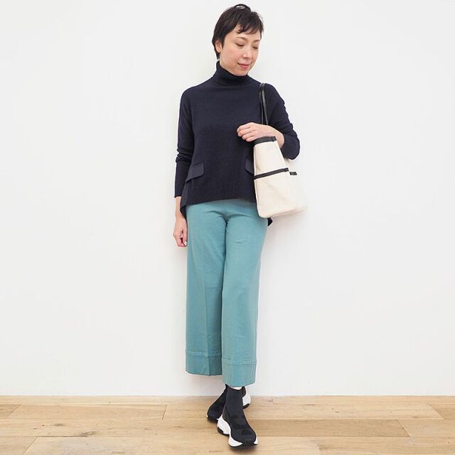 SEMI-COUTURE イタリア製 異素材お洒落セーター 美品 HOT E Atai SEMI-COUTURE イタリア製 異素材お洒落セーター 美品 HOT E Atai