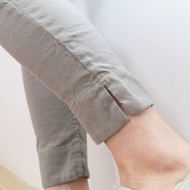 ヴェリテクール veritecoeur サブリナパンツ　ホワイト ST-023<br>サブリナストレッチパンツ - BASIC - Veritecoeur