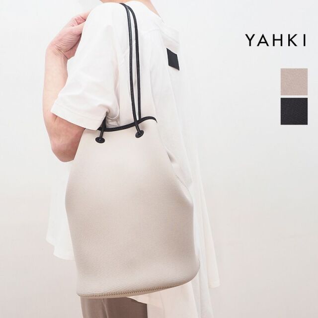 Yahki ヤーキ Yh 393 ラウンド巾着型ネオプレンバッグ 大 トートバッグ ショルダーバッグ 21ss バッグ 春夏