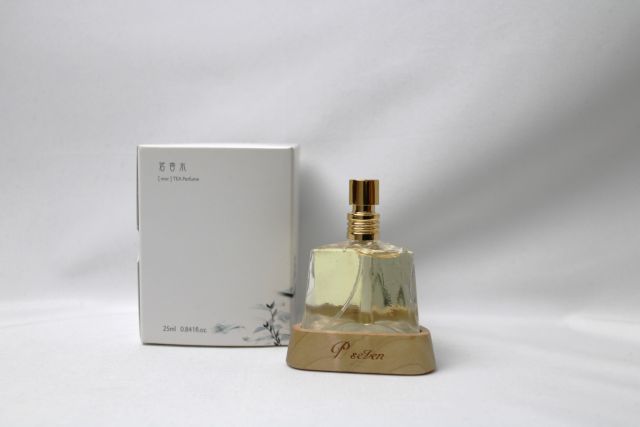 P.Seven茶香水｜ピーセブン 台湾茗香水 メイコウスイ オードパルファム