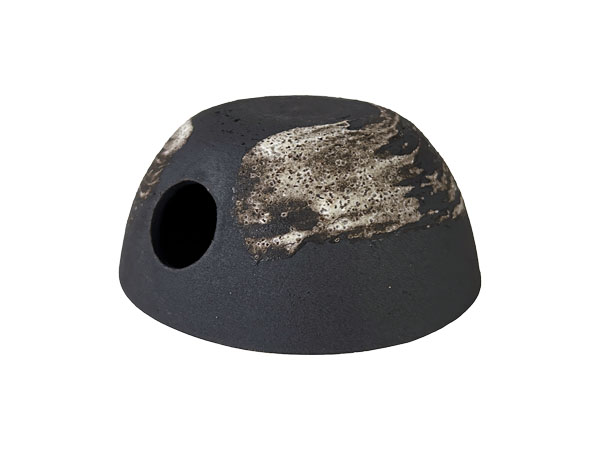 AquaTailorsオリジナル 信楽焼シェルター 黒×白